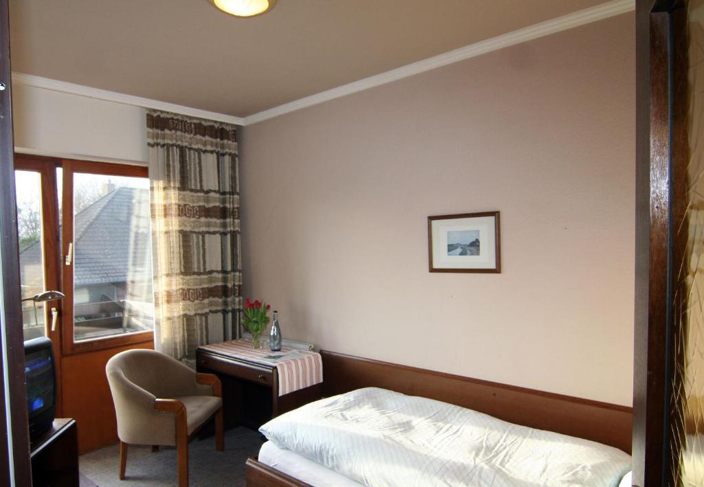 Hotel Haus Ammerland Bad Zwischenahn Room photo